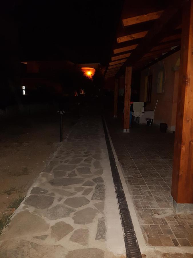 San Teodoro Centro Villa Luaran gambar