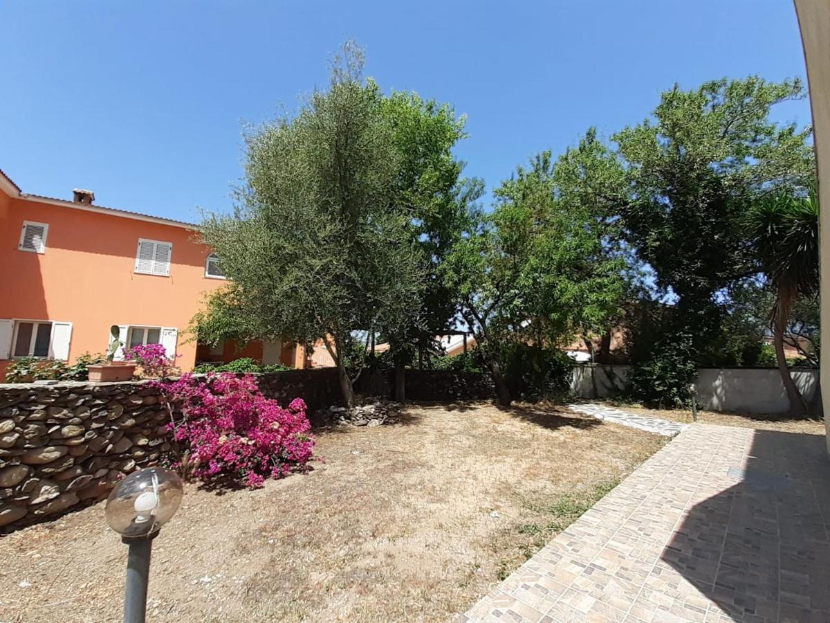 San Teodoro Centro Villa Luaran gambar