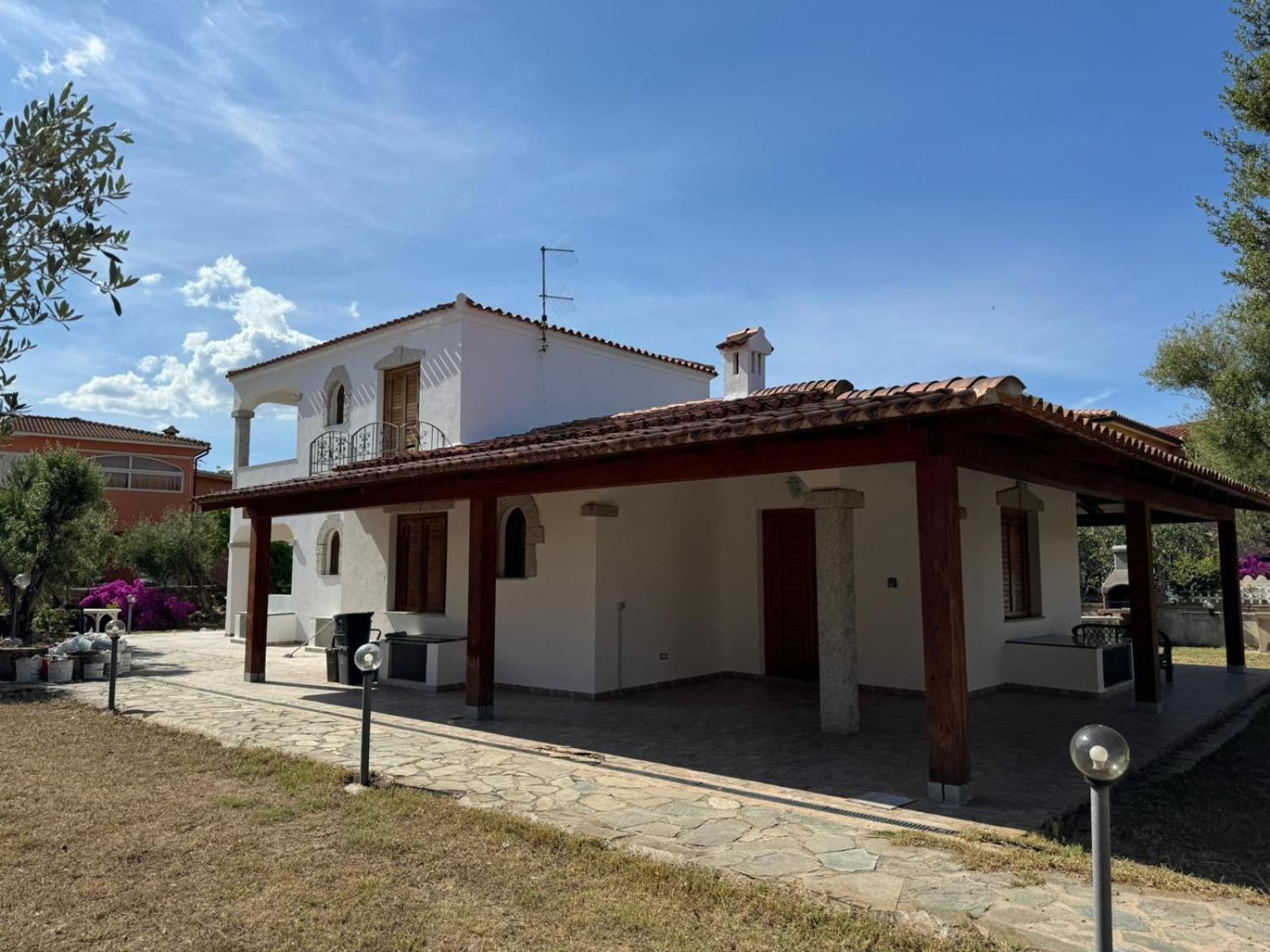 San Teodoro Centro Villa Luaran gambar
