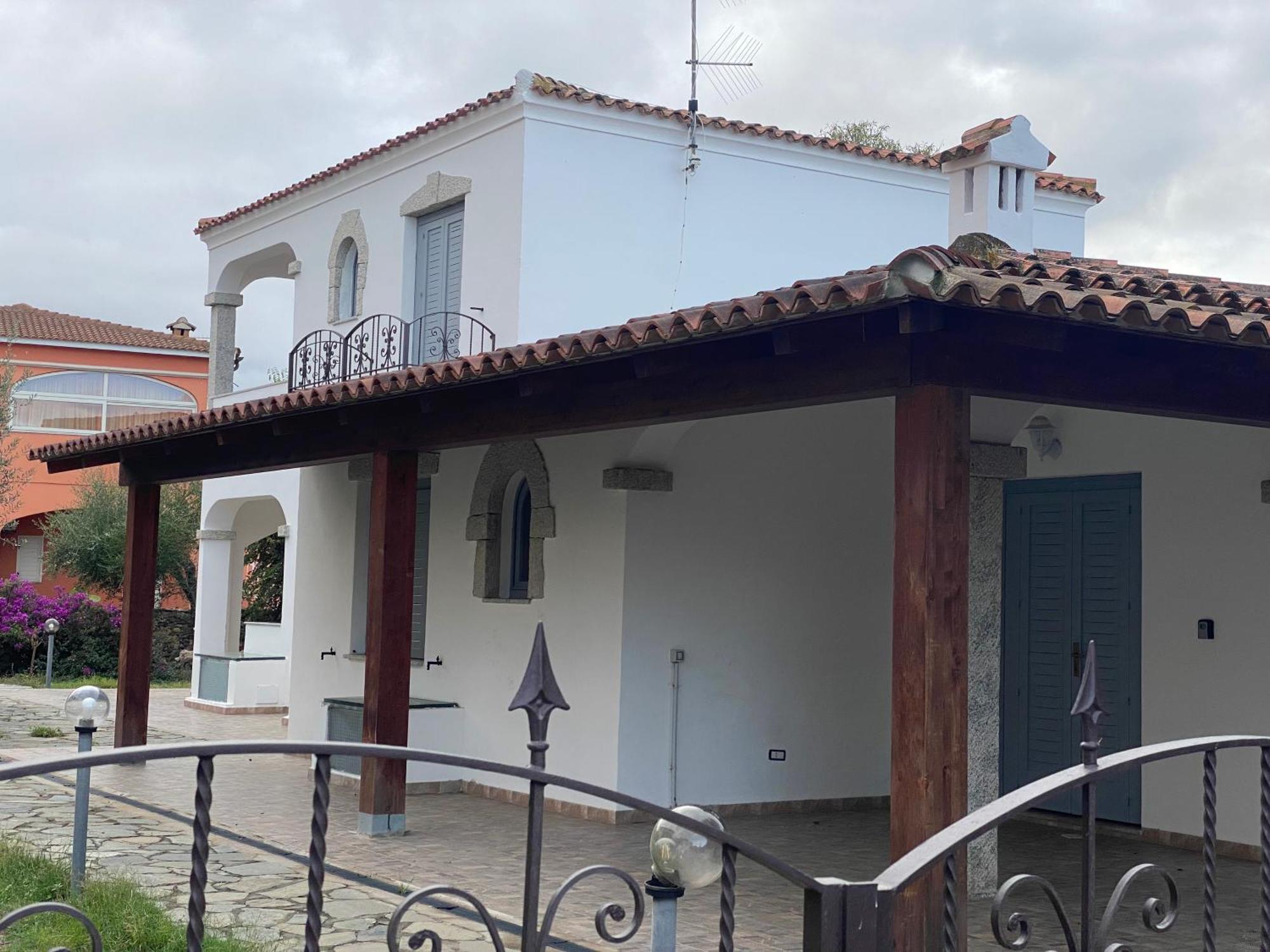 San Teodoro Centro Villa Luaran gambar